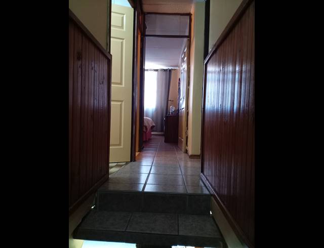 3.5 BEDROOM APARTMENT FOR SALE IN MONTCLAIR